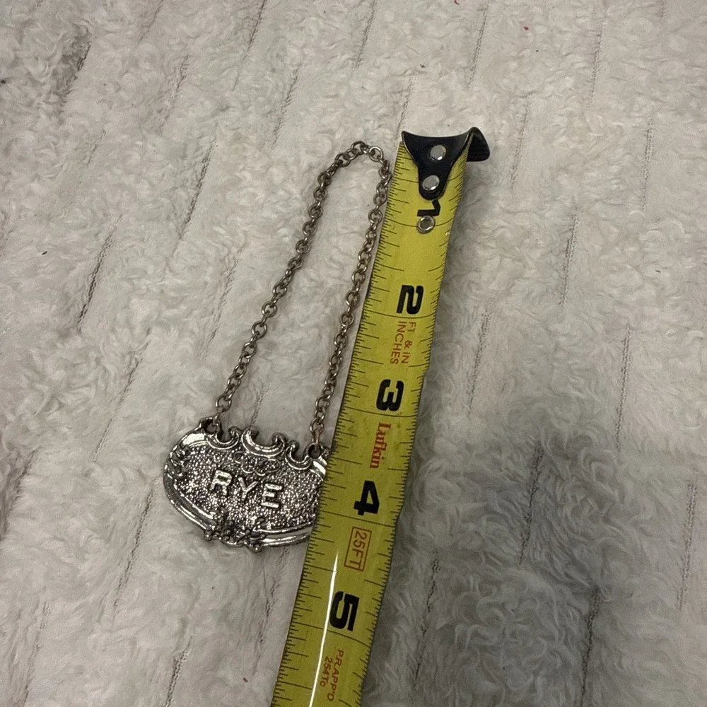 Vintage White Metal BOURBON / RYE Decanter Tag Label Silver Chain Reversible EUC